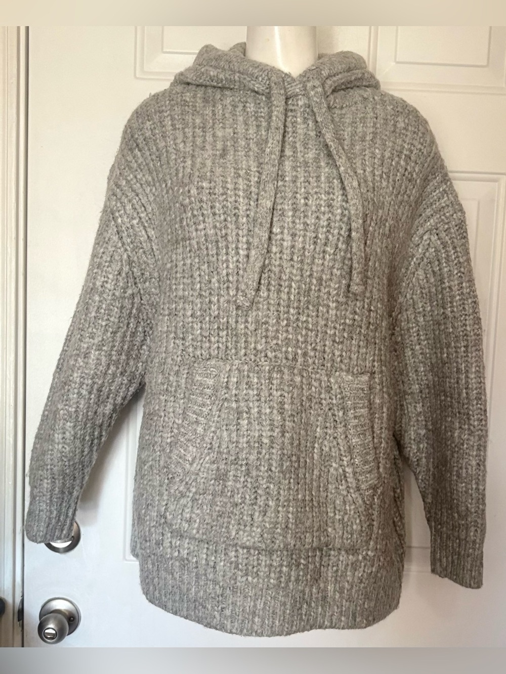 Knit hoodie sweater, Zara oversized pullover w/Kangaroo Pocket Women’s XS-S
